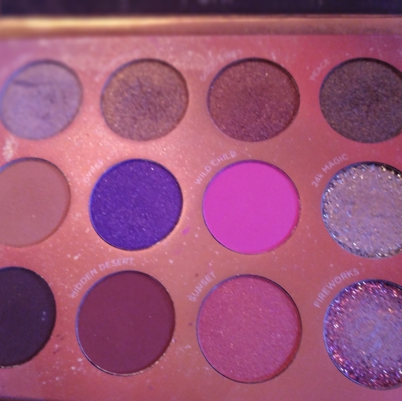 Makeup - Picture 5 of 8